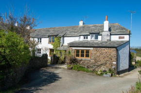 Hallagather Farmhouse